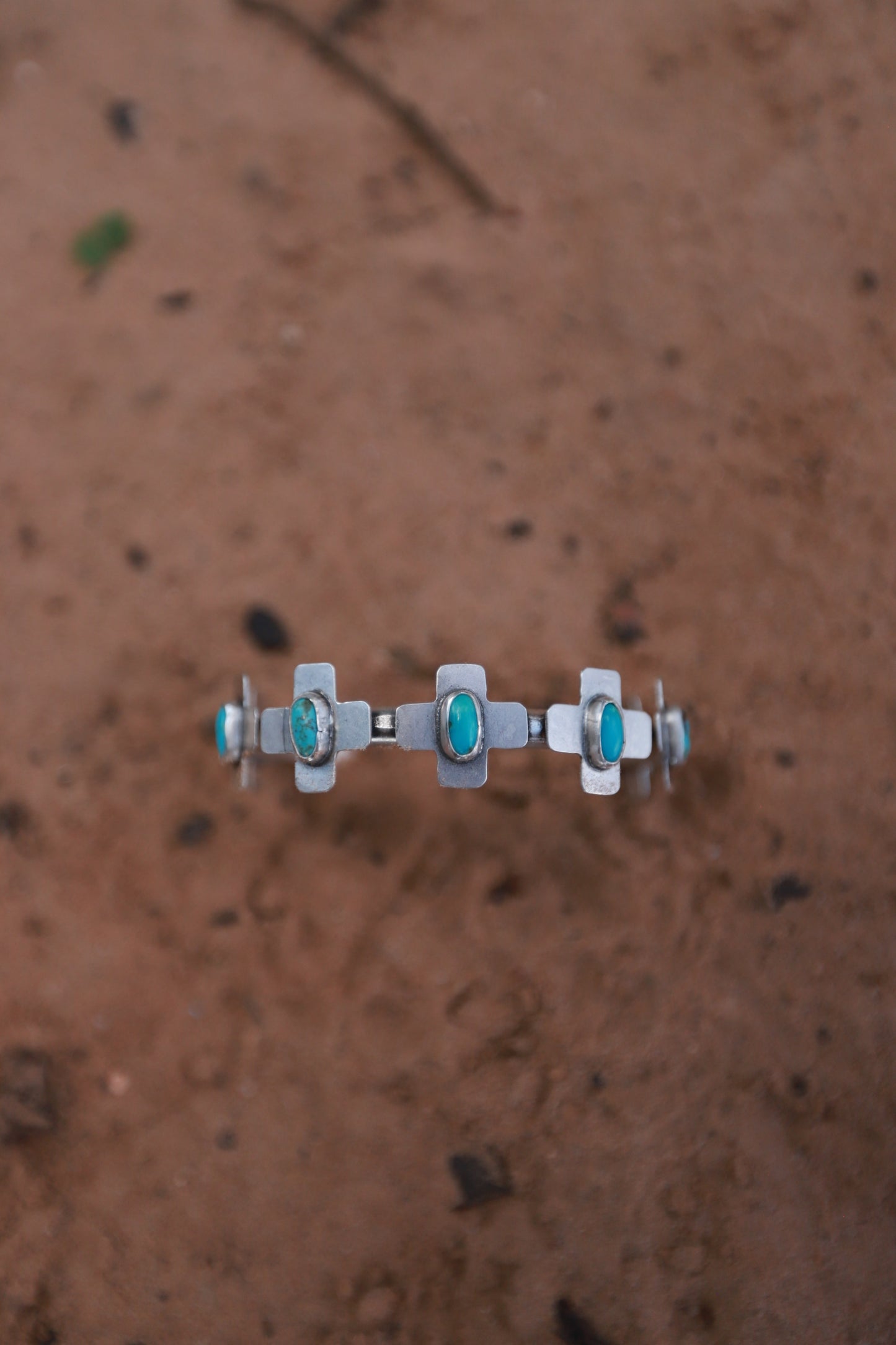 ✙ Cross Cuff ✙ 6.5”
