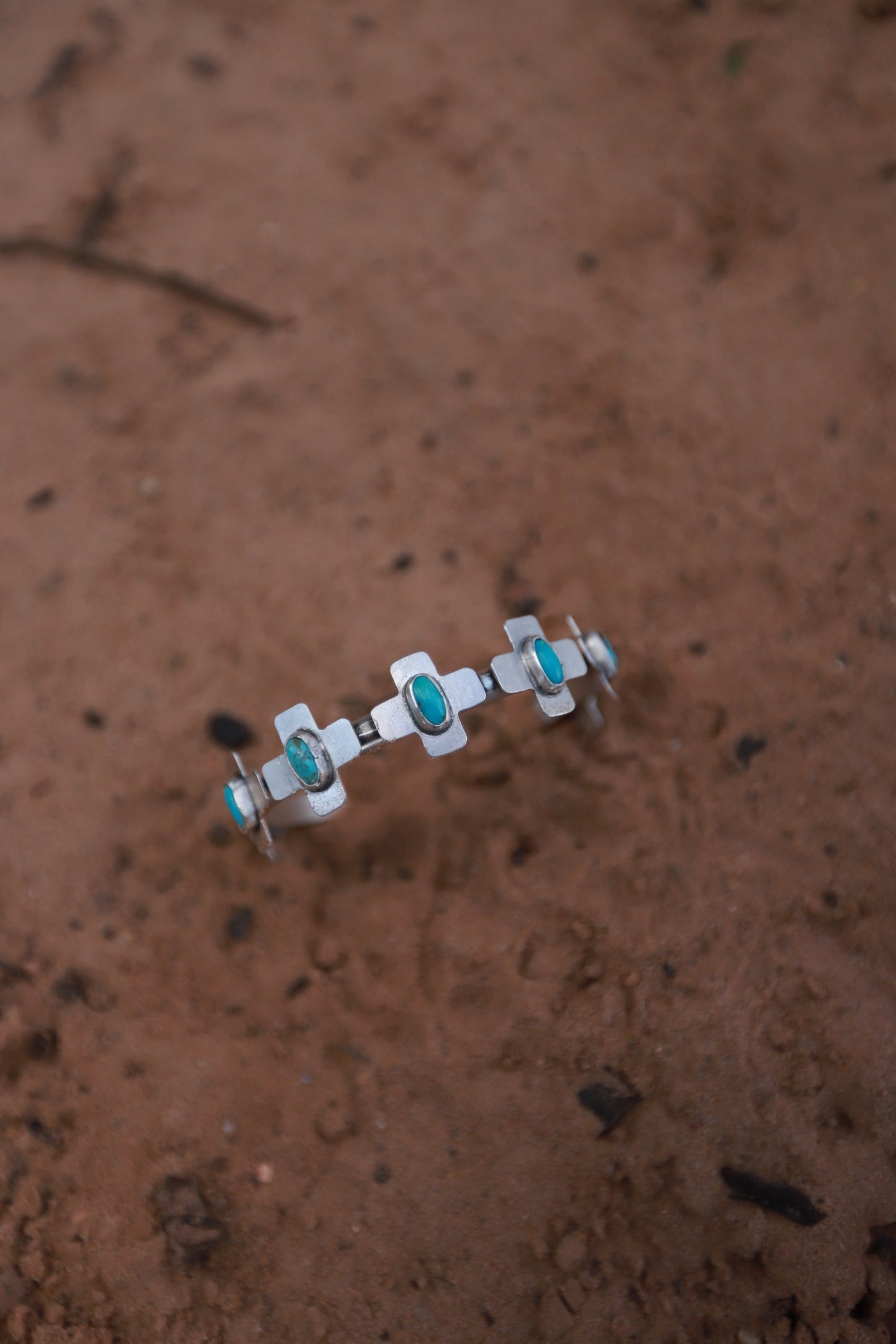 ✙ Cross Cuff ✙ 6.5”
