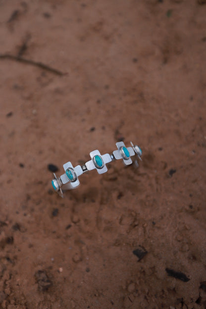 ✙ Cross Cuff ✙ 6.5”