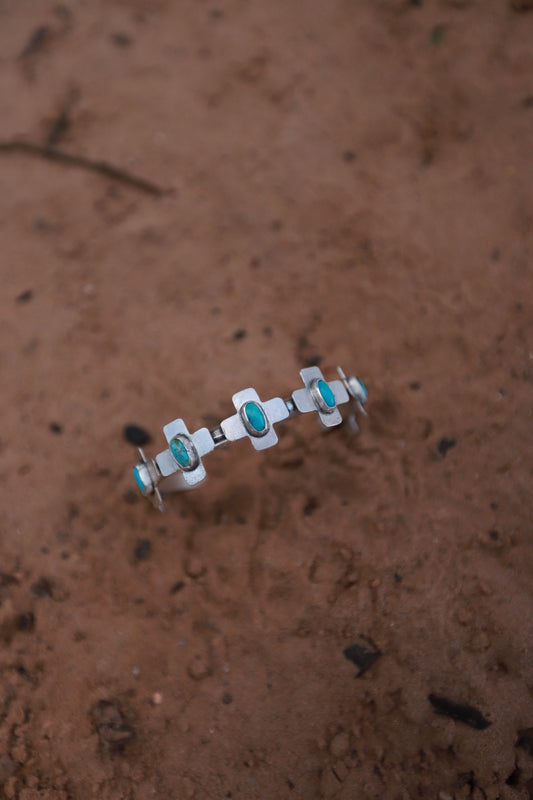 ✙ Cross Cuff ✙ 6.5”