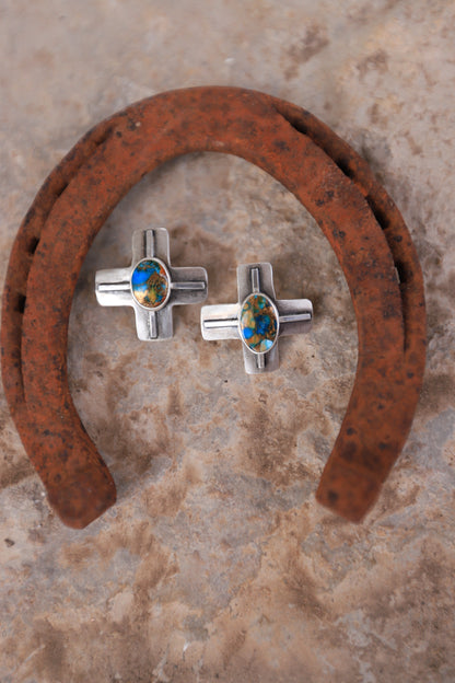 Paths crossing studs